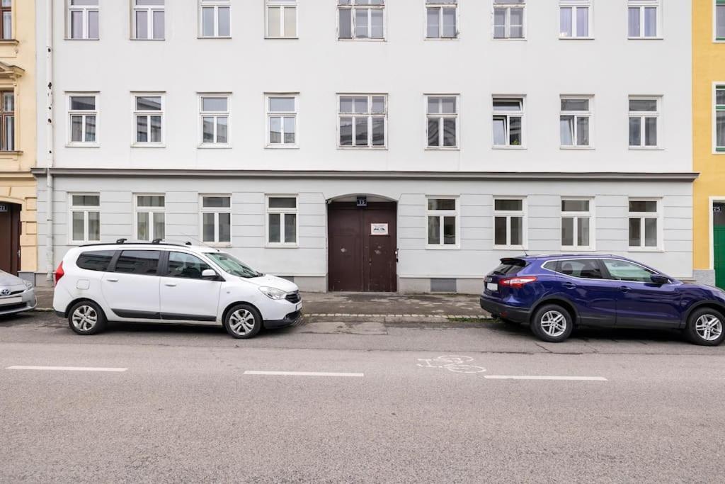 Beautiful 1 Bedroom Apartment Near Schoenbrunn Wiedeń Zewnętrze zdjęcie